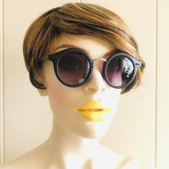 Black Round Sunglasses - Picture 5 of 5